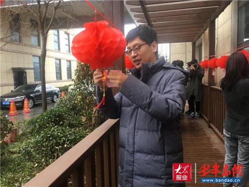 挂红灯动态曲谱_挂红灯简谱曲谱(2)