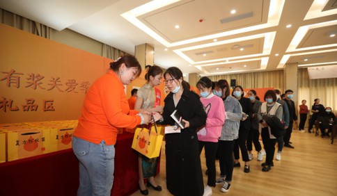 生命偉大 大愛有漿 東阿阿膠抗癌日公益活動走進(jìn)泉城