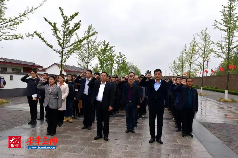 山东省诸城市石桥子镇:选新人打出"组合拳" 育英才写好"新篇章"