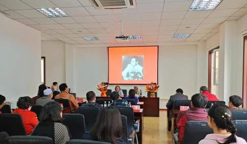 重溫紅色記憶，共筑民族征程！民族團結進步協會開展“學黨史 感黨恩 跟黨走”黨史教育座談