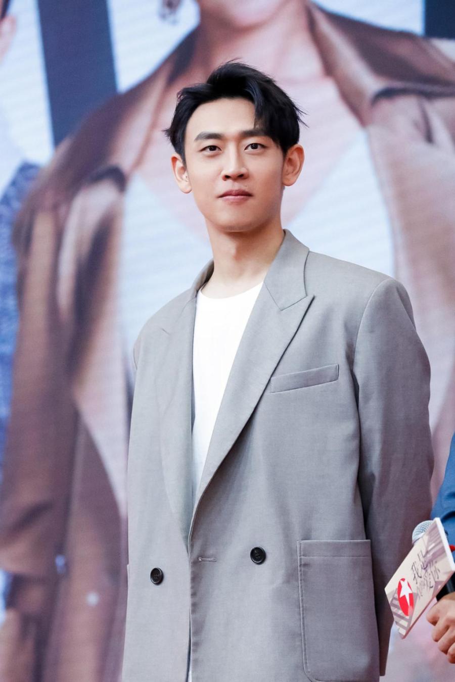 杜淳|《我是真的爱你》今晚登陆东方卫视 杜淳：演完戏学会了换尿布