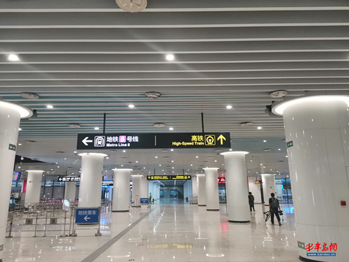济青高铁青岛机场站正式启用开行10列动车组列车