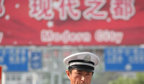 青岛“交警大V”李涌查酒驾遇反抗殉职，最后一条微博提醒国庆安全出行