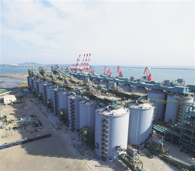 7个项目建成投产20个项目集中开工青岛国际航运中心蓄势崛起