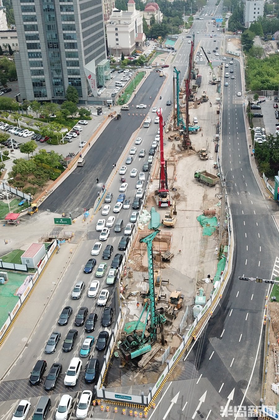 如火如荼海尔路银川路立交工程更近一步