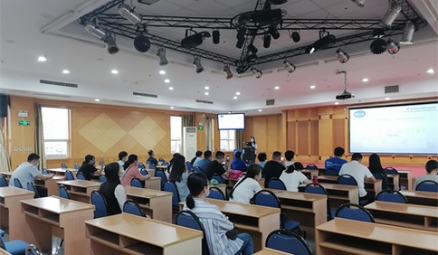 青岛税务：“面对面”问计问需 “零距离”解疑释惑