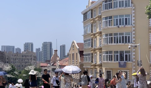 端午首日，天主教堂旅游热