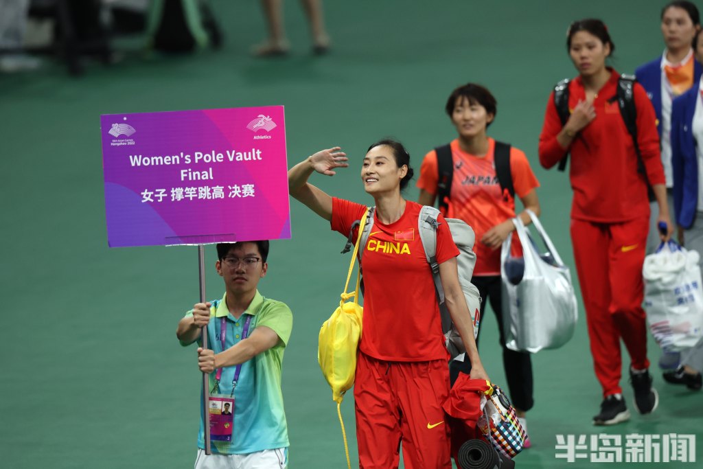 李玲 