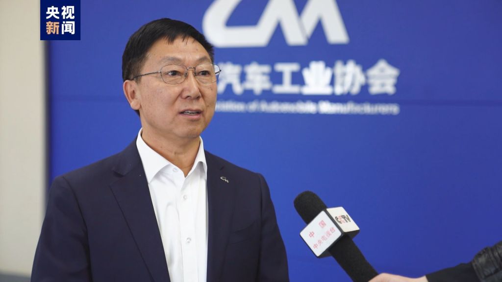 我国汽车产销首次突破3000万辆 创历史新高