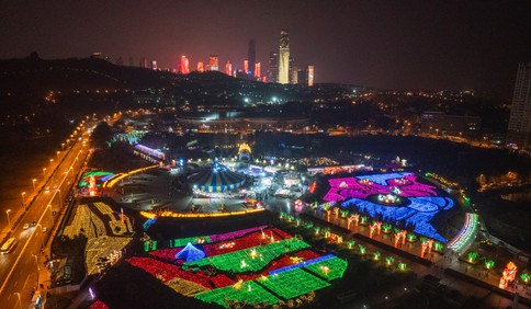 花灯璀璨，点亮青岛新春之夜！
