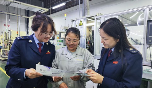 青岛税务以“税”添力 辅导申报暖人心