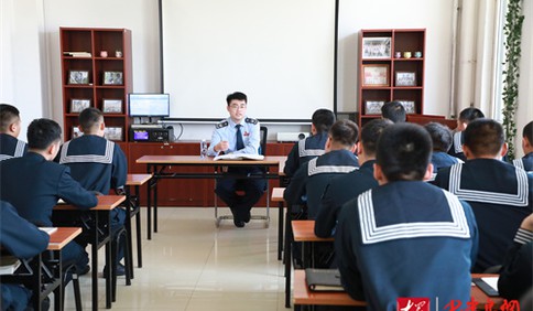 青岛税务：军税携手逐梦深蓝 琴瑟和鸣向新而进