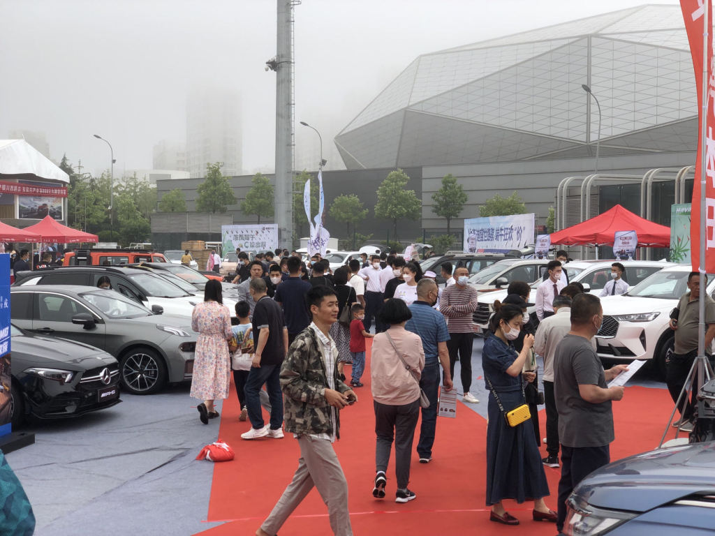 本周末启幕！2024青岛夏季国际车展将在国信体育场举行