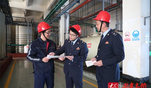 青岛税务助力石墨行业向新发展