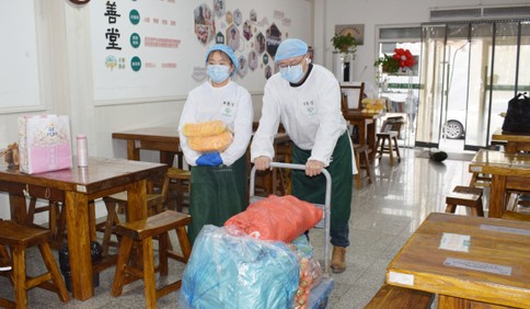 新春走基层｜春节不打烊，日善堂志愿助老不停歇