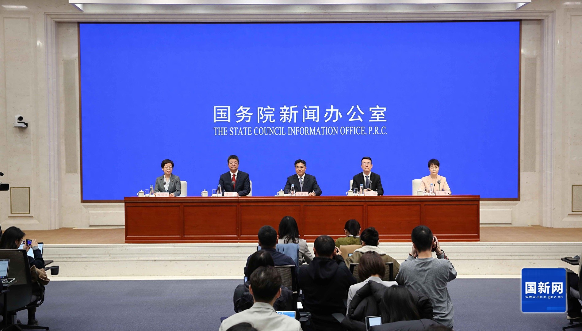 商务部:国内外最新人形机器人将在本届消博会同台竞技