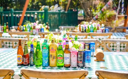 百年青啤：持“质”以恒  焕消费新光 青岛啤酒举...
