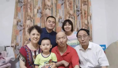 全国文明家庭巡礼丨张婷家庭：35年的守望 孝老爱亲的典范