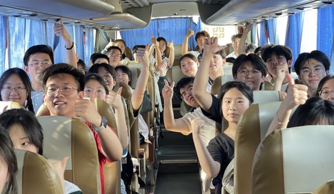 青春逐梦，现场直击7656名即墨高考考生“鱼跃龙门”