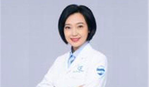 眼科专家团队：周杨