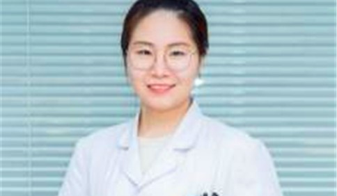 眼科专家团队：丁赛赛