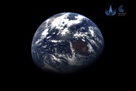 天问二号探测器拍摄的地月影像图发布