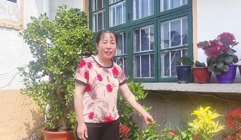 青島故事 |膠州膠西張召香用二十年詮釋孝道：從兒媳婦到“親閨女”