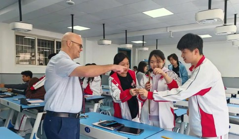 青島五十八中2025年“國(guó)際課程班”招生簡(jiǎn)章