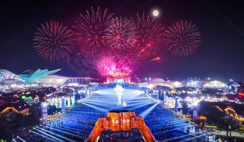 揭秘今年“第一桶酒”！記者探營：靜待客來，金沙灘啤酒城已準備就緒