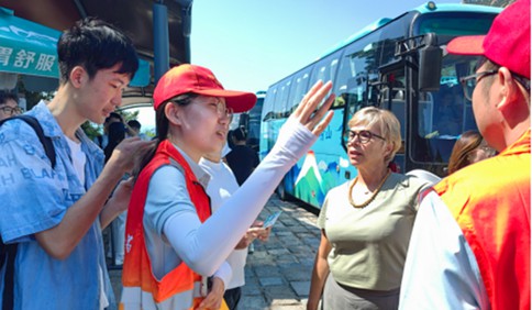 青岛市崂山区：文明旅游绘就山海新画卷， 品质服务擦亮城市金名片