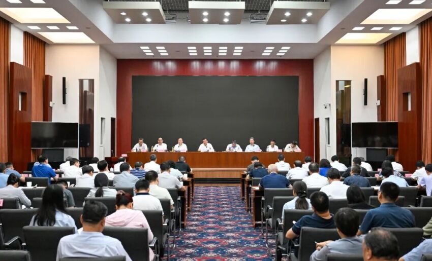 住房城乡建设部机关法治工作会议强调 以高水平立法促进住房城乡建设事业高质量发展