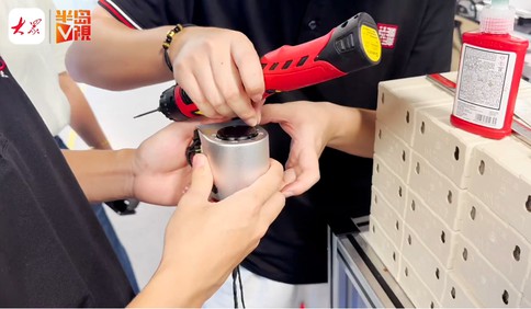 产业链上的山东好品牌 · 青岛新力量｜探秘机器人生产车间，如何为机器人造出最好用的关节