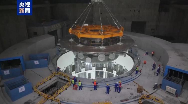 全球首个、关键突破！国庆假期大国重器捷报频传