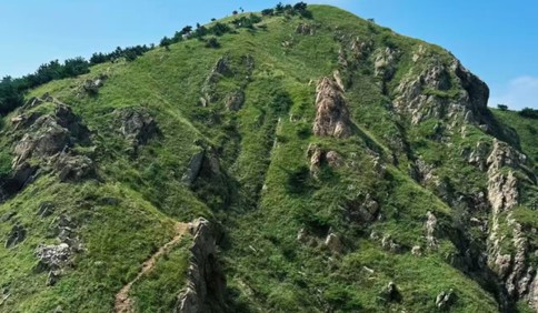 青岛故事｜8天揽客3万！青岛“阿勒泰”火出圈