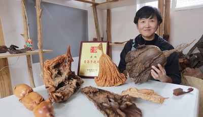 青岛故事｜从医桌到木雕台，农家小院里藏着位女“鲁班”