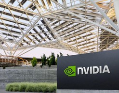 特朗普称英伟达对华出售H200芯片的收入25%上缴美国政府