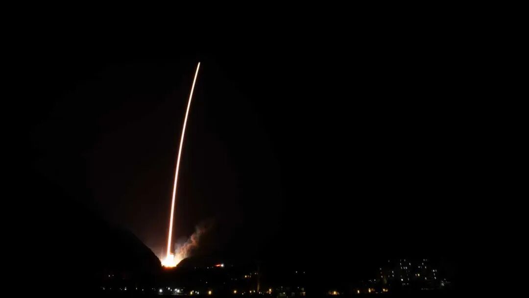 创下新纪录！长征火箭一天内完成三次发射