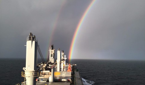 青岛故事｜00后女生出海当船员，穿越世界各地月入过万