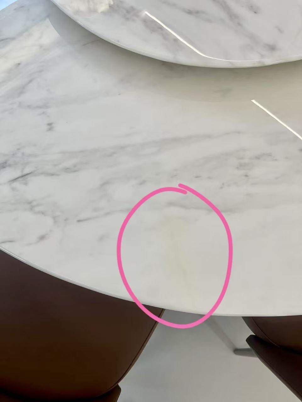 在宁波第六空间花十多万元买的大牌家具，送到家发现竟是“三无”产品？