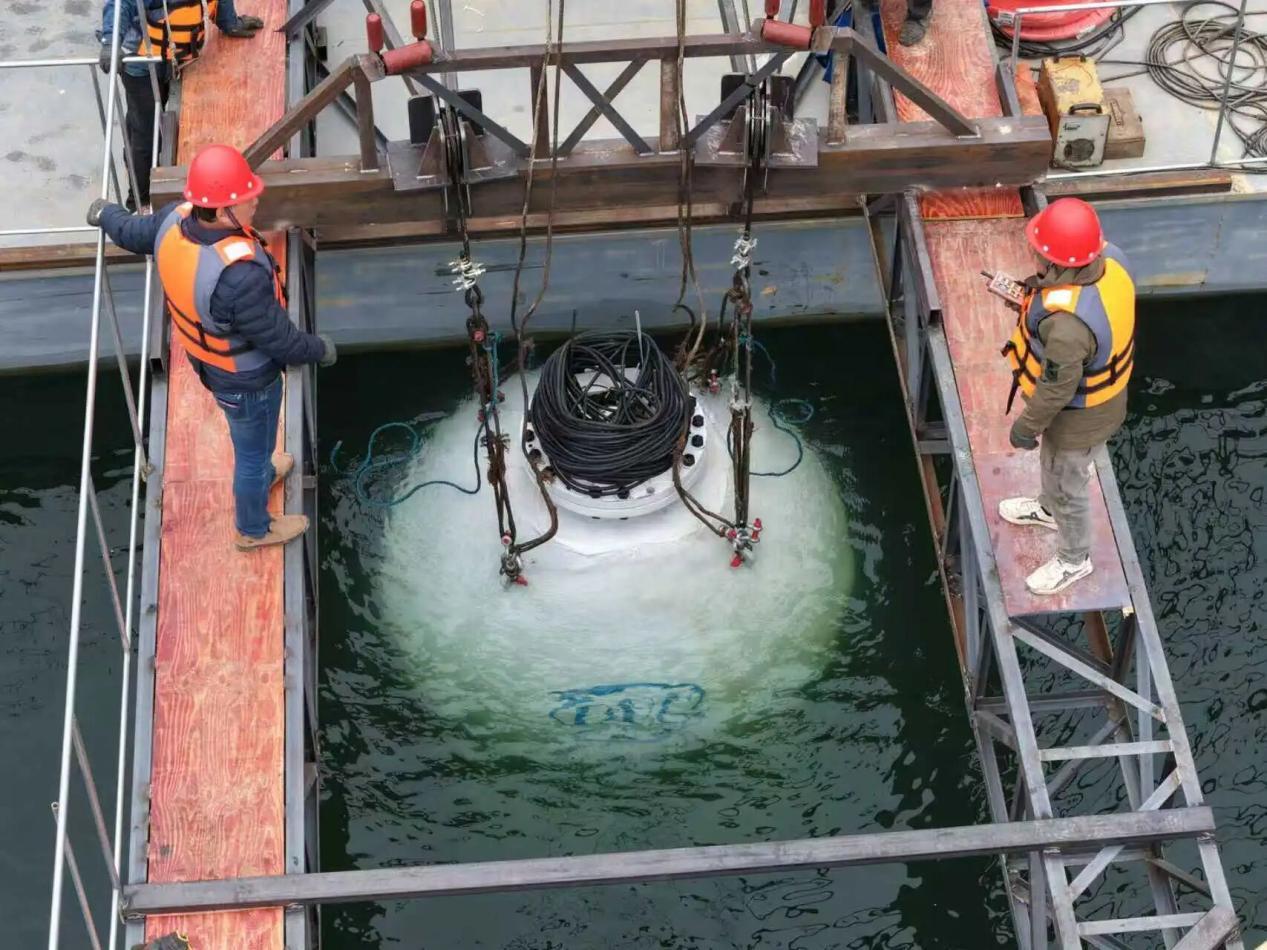 国内首台千瓦级水下抽蓄储能系统“东储一号”试验成功