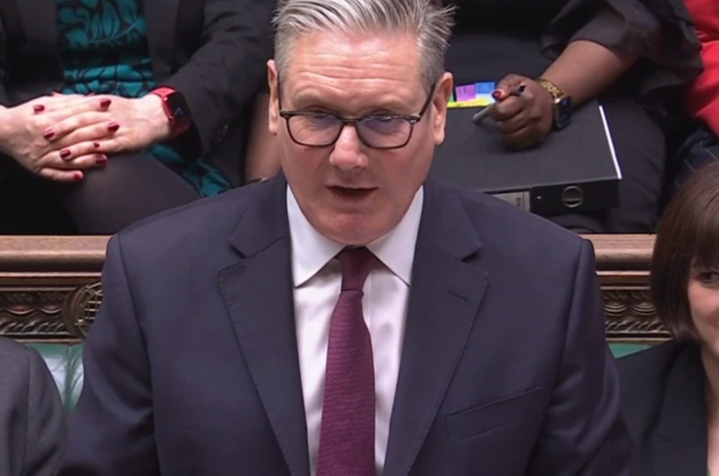 英国首相重申格陵兰岛问题立场：绝不屈服于美关税威胁