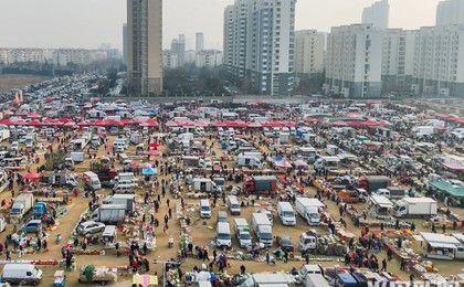 灵山卫集火了！招牌小吃、非遗美味年味拉满