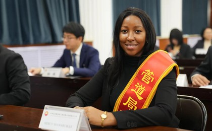 央视报道！中国石油大学（华东）女孩时隔六年重返...