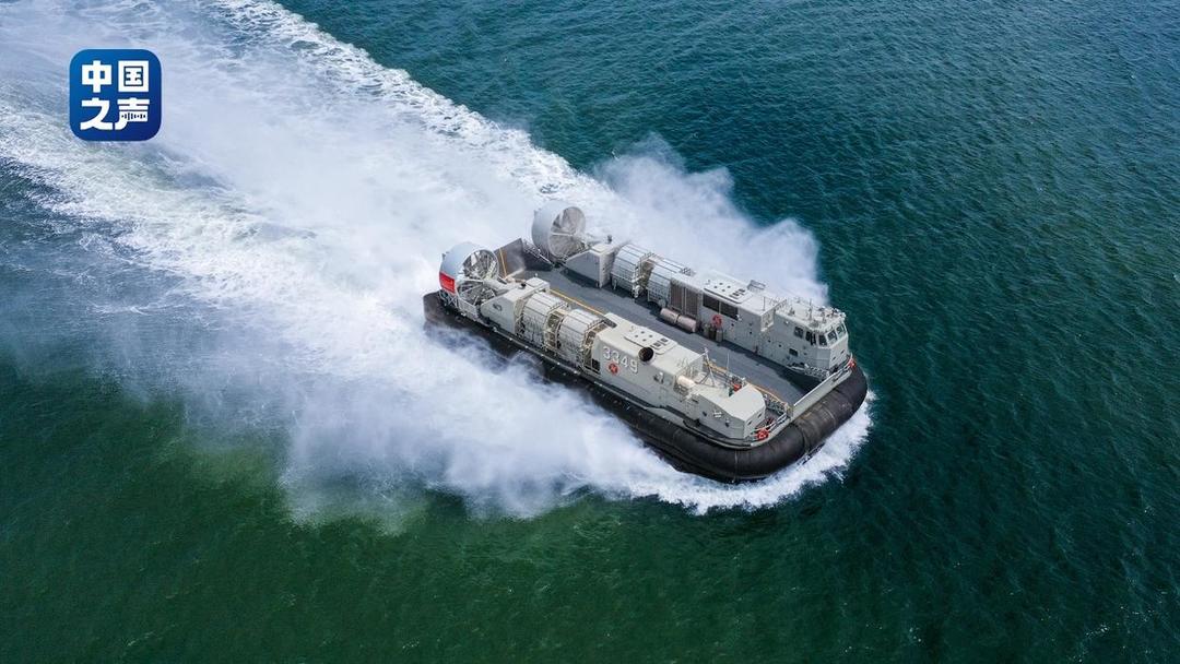 抢滩跨海、如履平地，详解国产“野马”气垫登陆艇的硬核战力