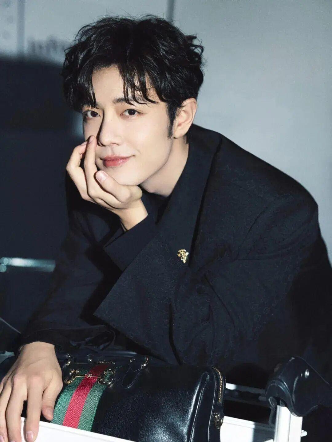 AI生成演员肖战短剧引争议，向豆包输入相关指令被拒绝，豆包回应