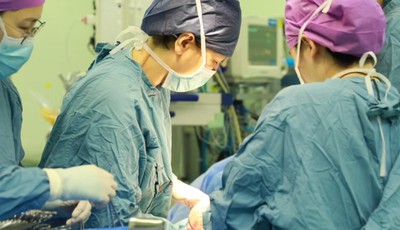 2个月5次生死营救！青岛市妇女儿童医院勇担危重孕产妇救治千钧重任，用实力筑牢母婴生命安全堤坝