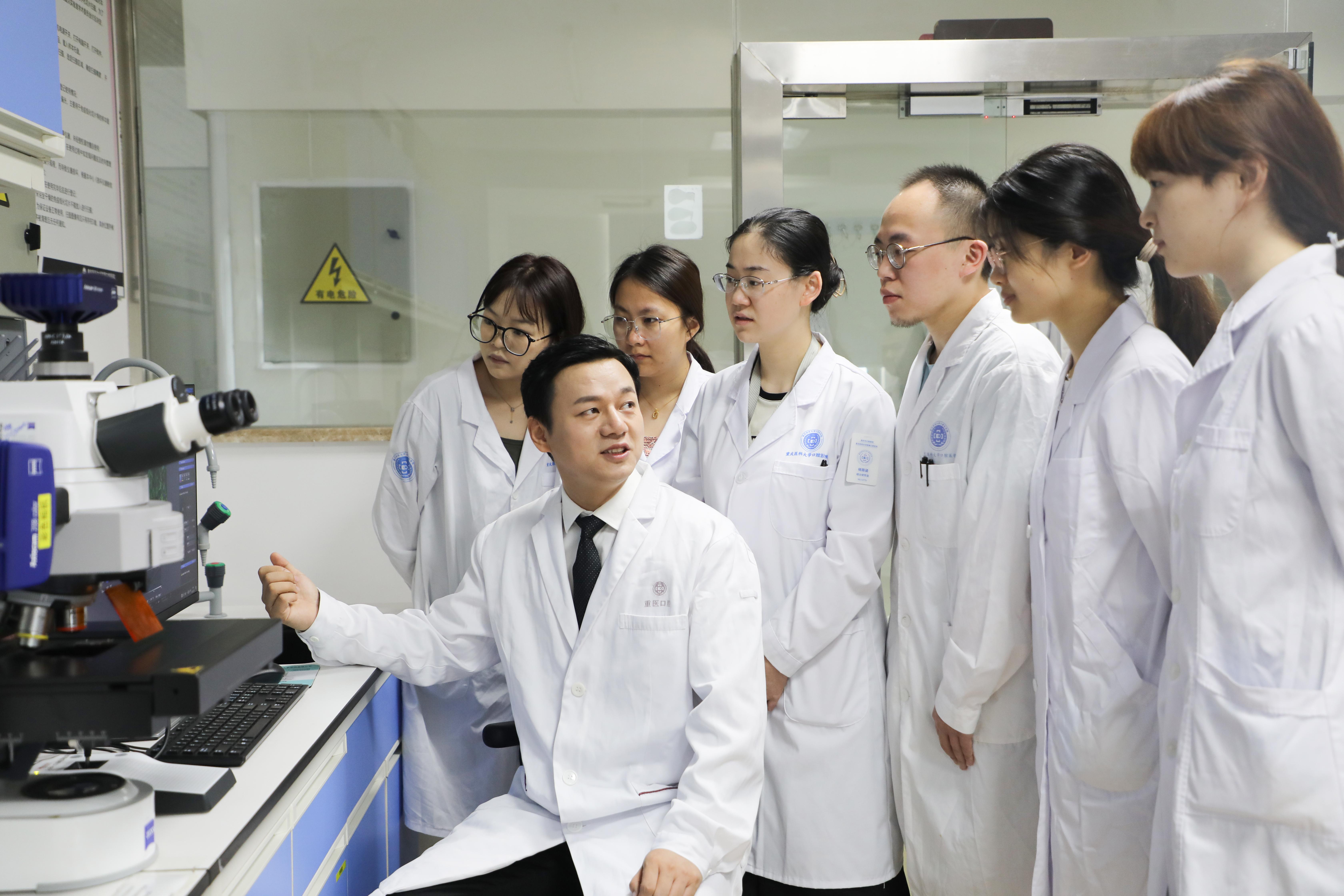 人工智能“智造”智能涂层 破解种植牙融合难关