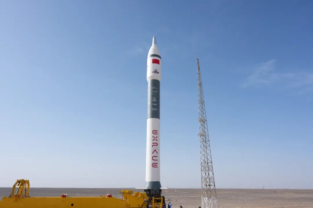 快舟十一号“一箭八星”发射成功