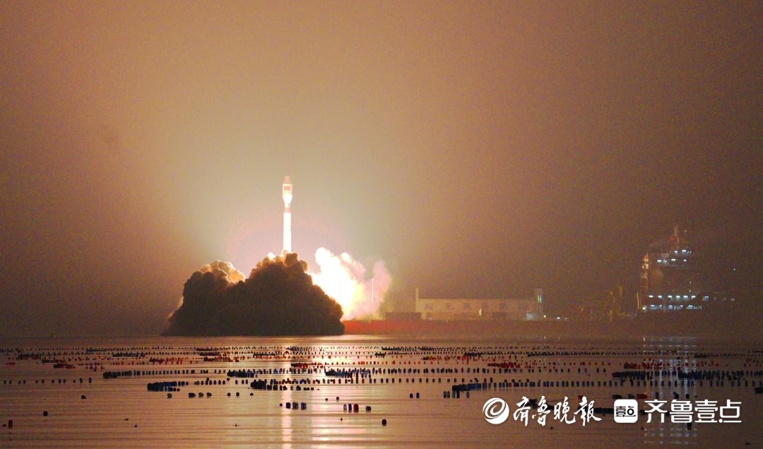 一箭十星！捷龙三号遥十运载火箭在烟台海阳海域发射成功