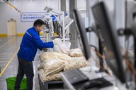 从“外挂”到“大脑”，AI重塑物流形态